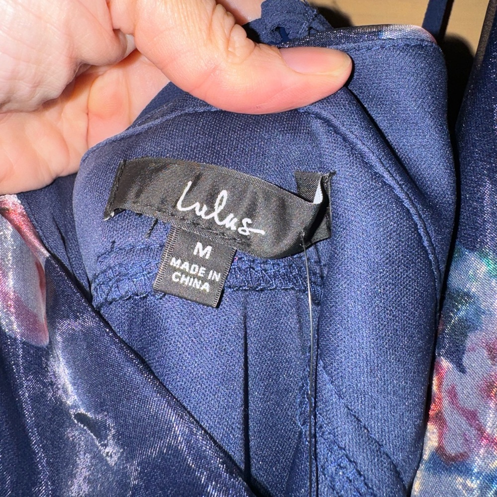 NWT beautiful Lulus dress for wedding, dance, etc. stunning!